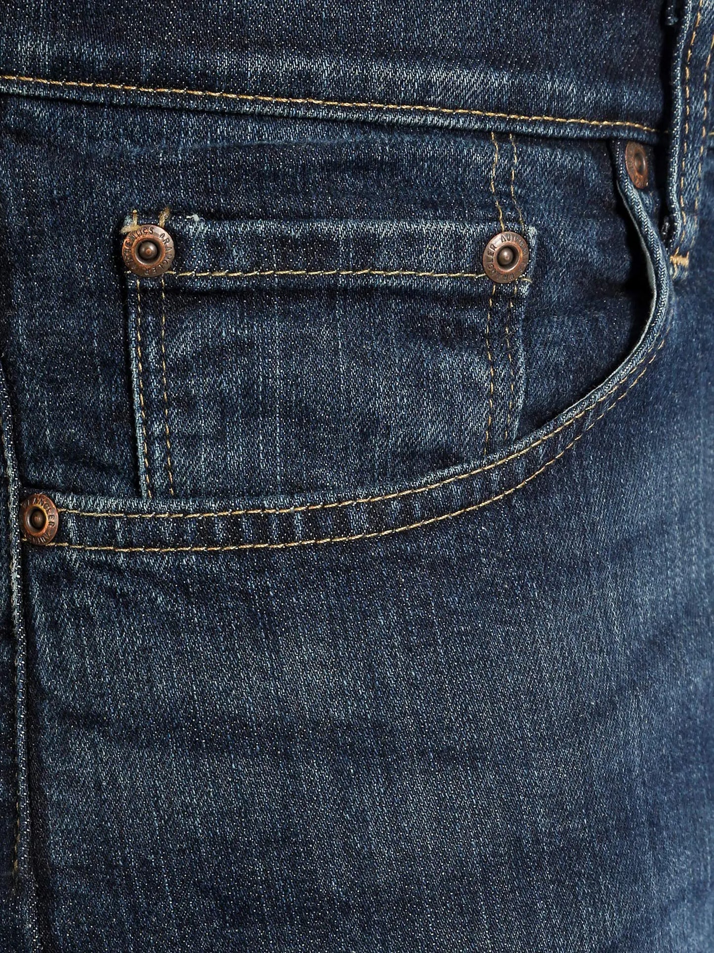 Wrangler Authentics mens Comfort Flex Waistband Shorts 36 Flex Dark